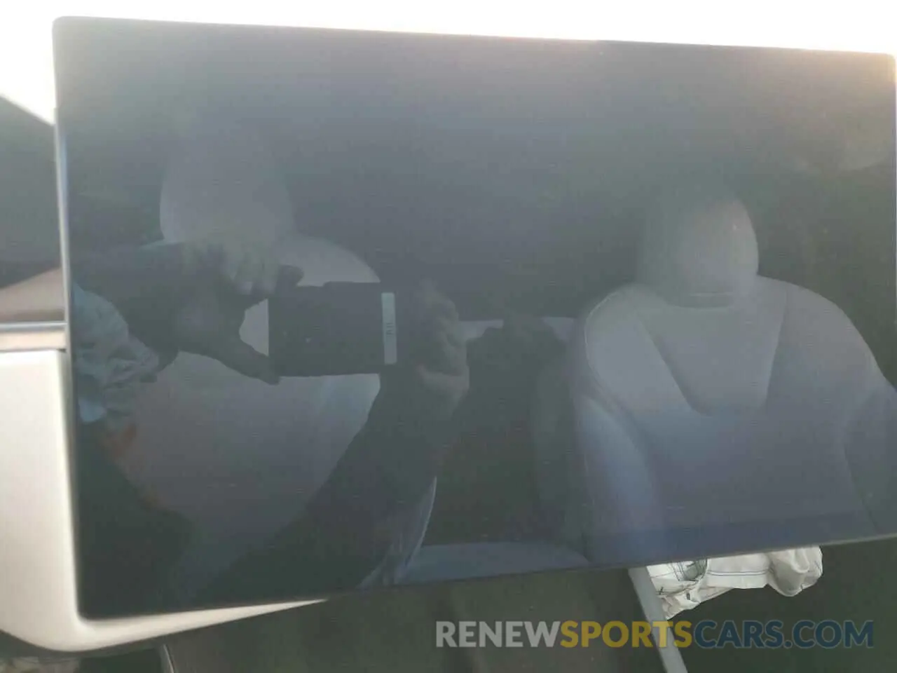 9 fotografías del automóvil dañado 7SAXCBE55PF388816 TESLA MODEL X 2023