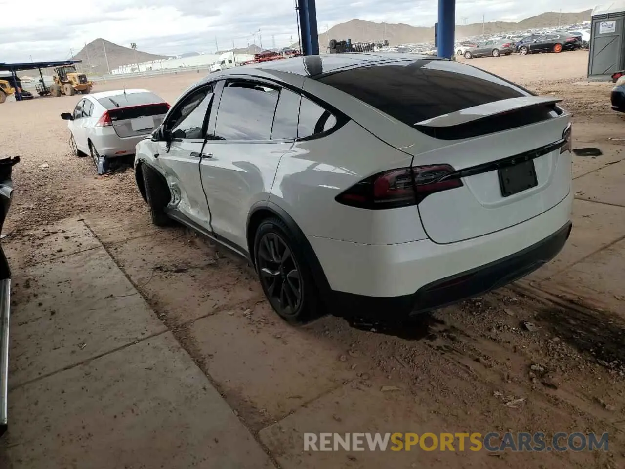 2 fotografías del automóvil dañado 7SAXCBE55PF407879 TESLA MODEL X 2023