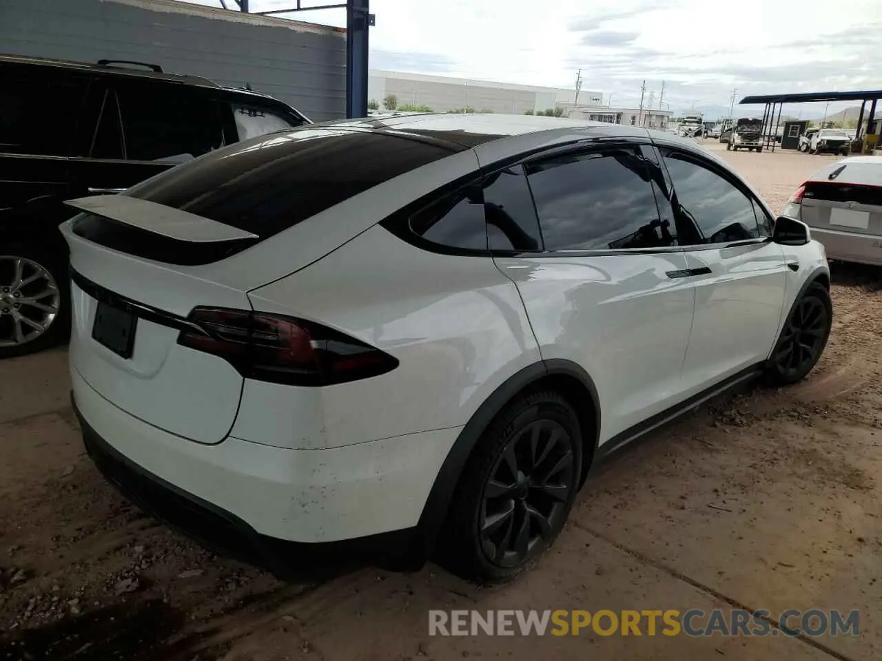 3 fotografías del automóvil dañado 7SAXCBE55PF407879 TESLA MODEL X 2023