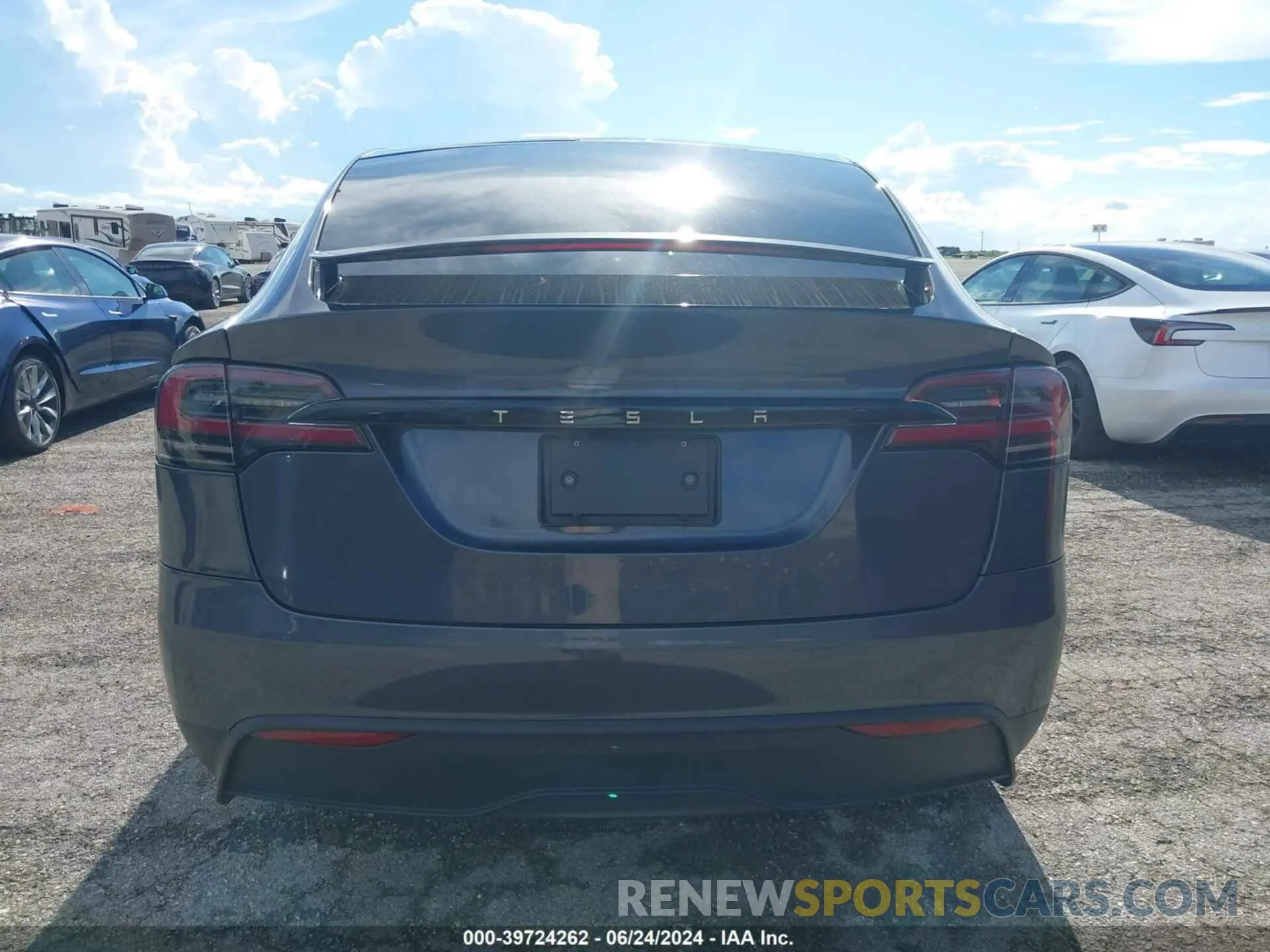 14 fotografías del automóvil dañado 7SAXCBE56PF402710 TESLA MODEL X 2023