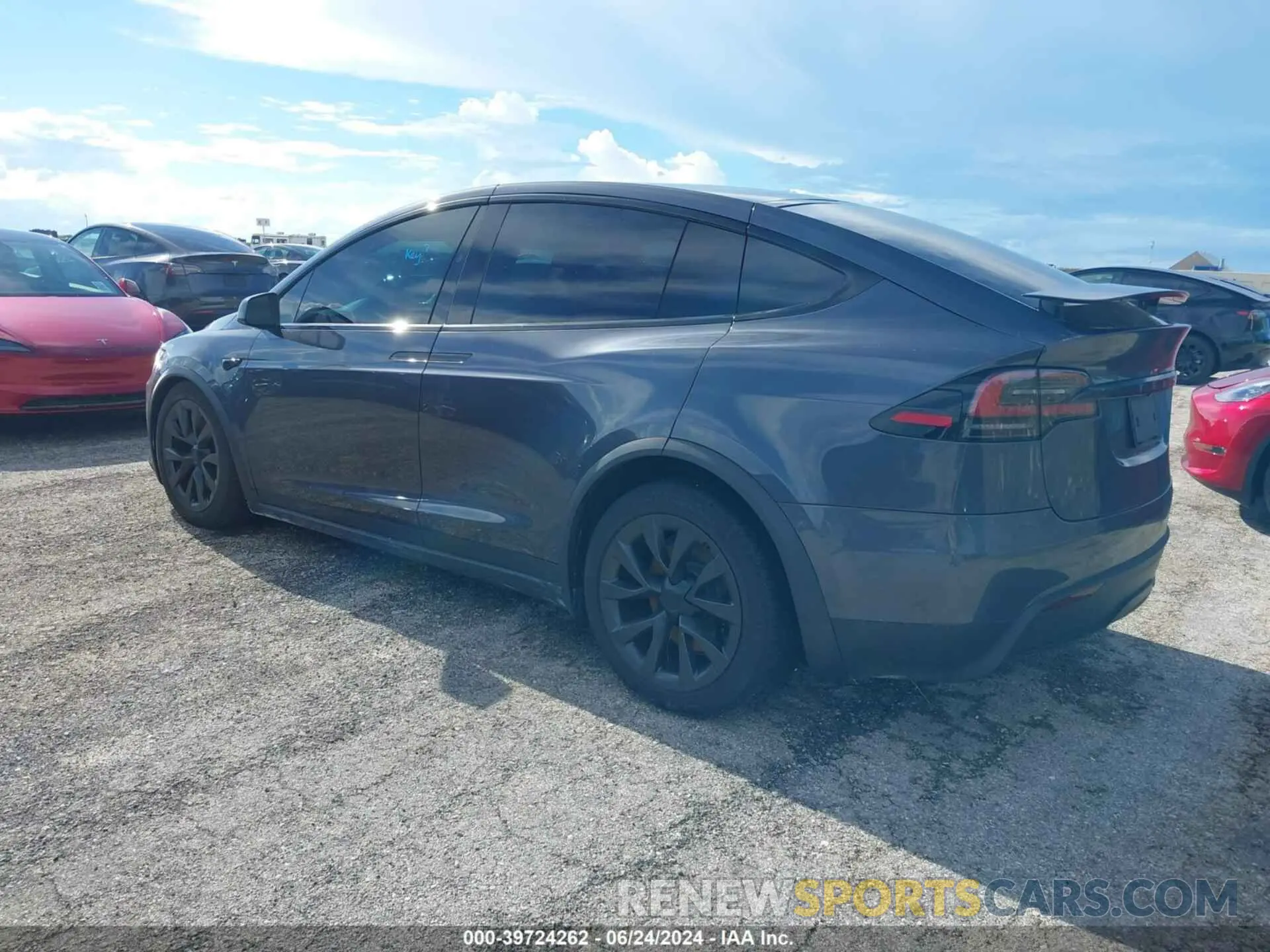 3 fotografías del automóvil dañado 7SAXCBE56PF402710 TESLA MODEL X 2023