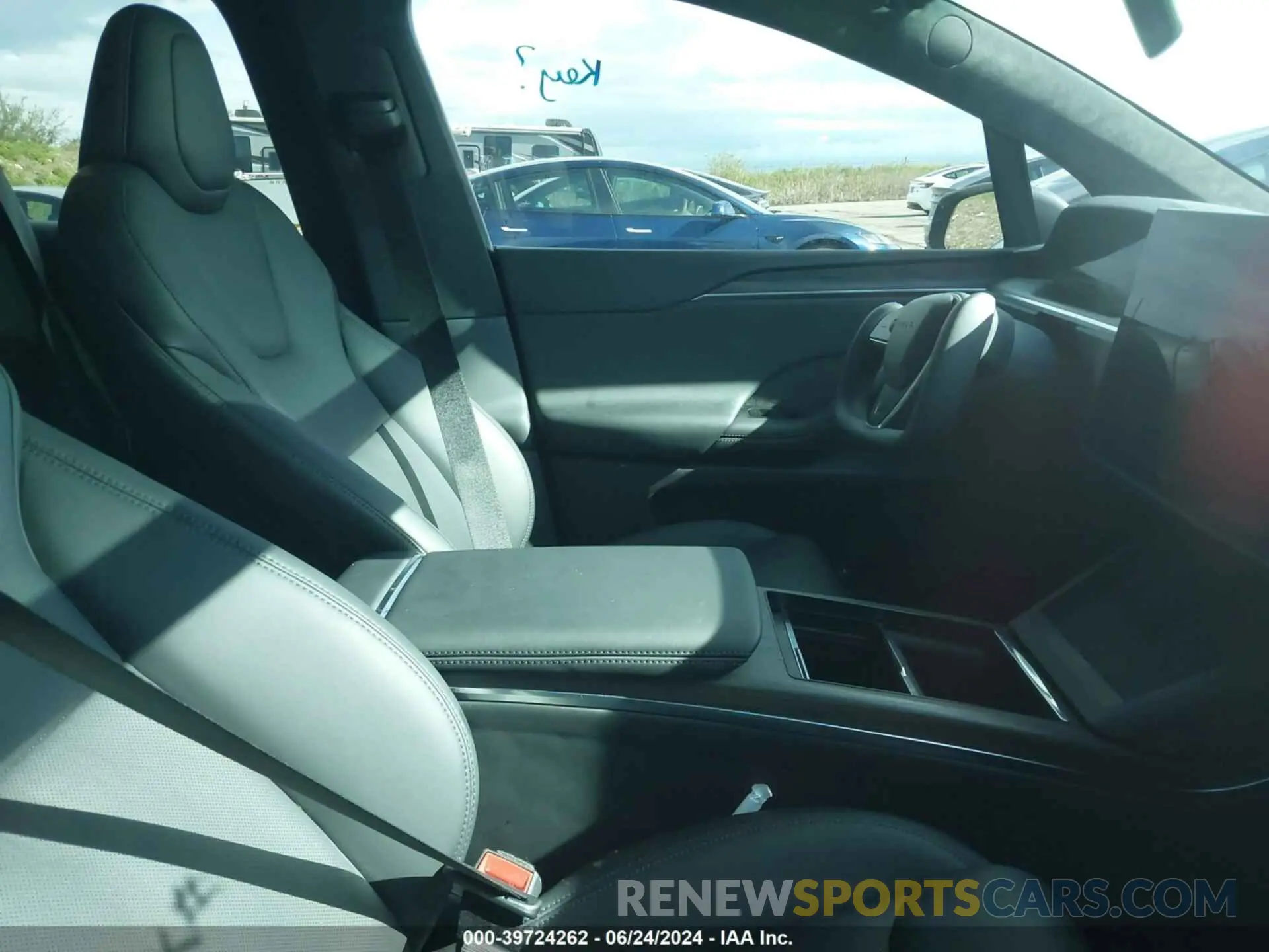 5 fotografías del automóvil dañado 7SAXCBE56PF402710 TESLA MODEL X 2023