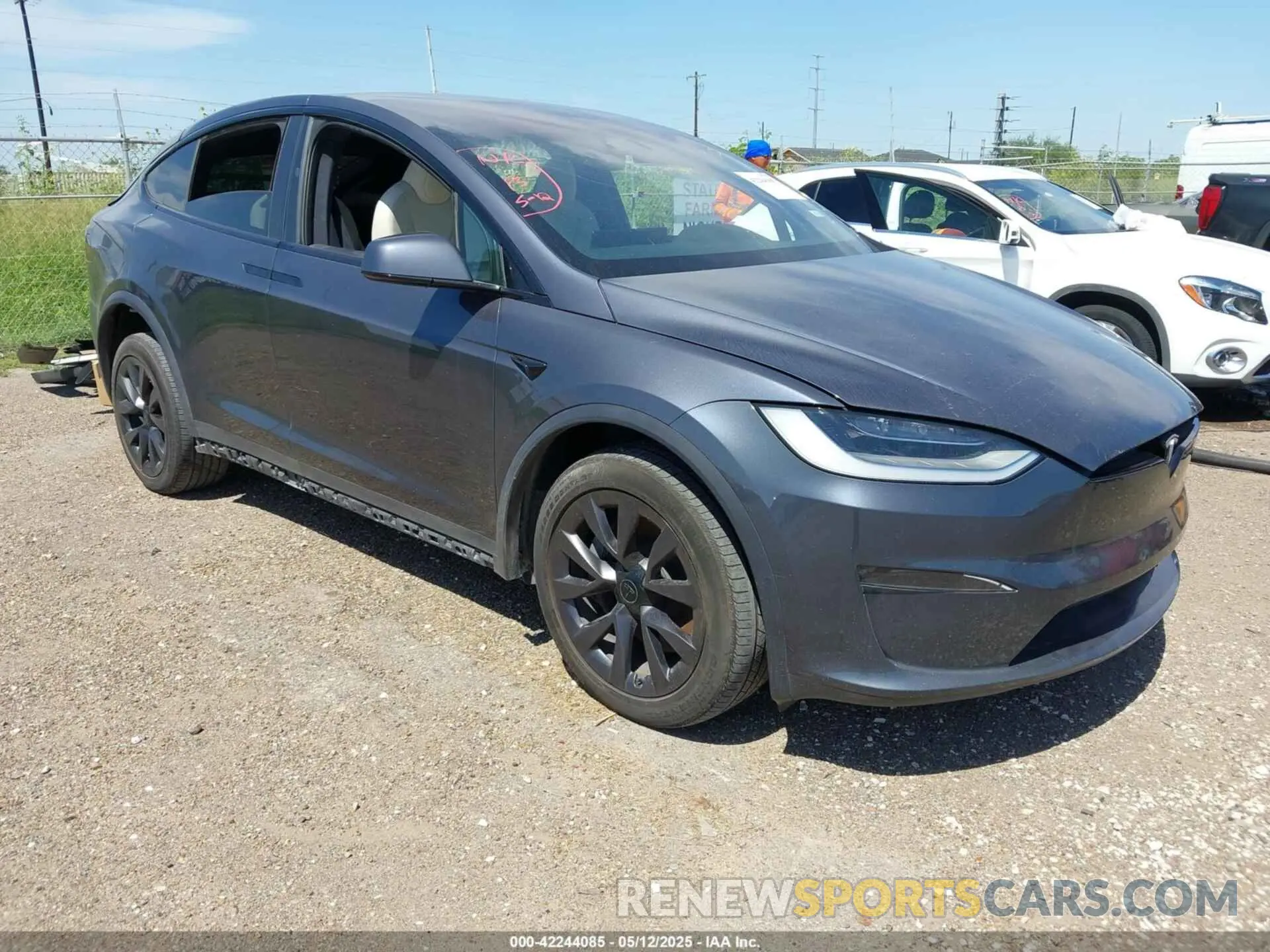 1 fotografías del automóvil dañado 7SAXCBE57PF384895 TESLA MODEL X 2023
