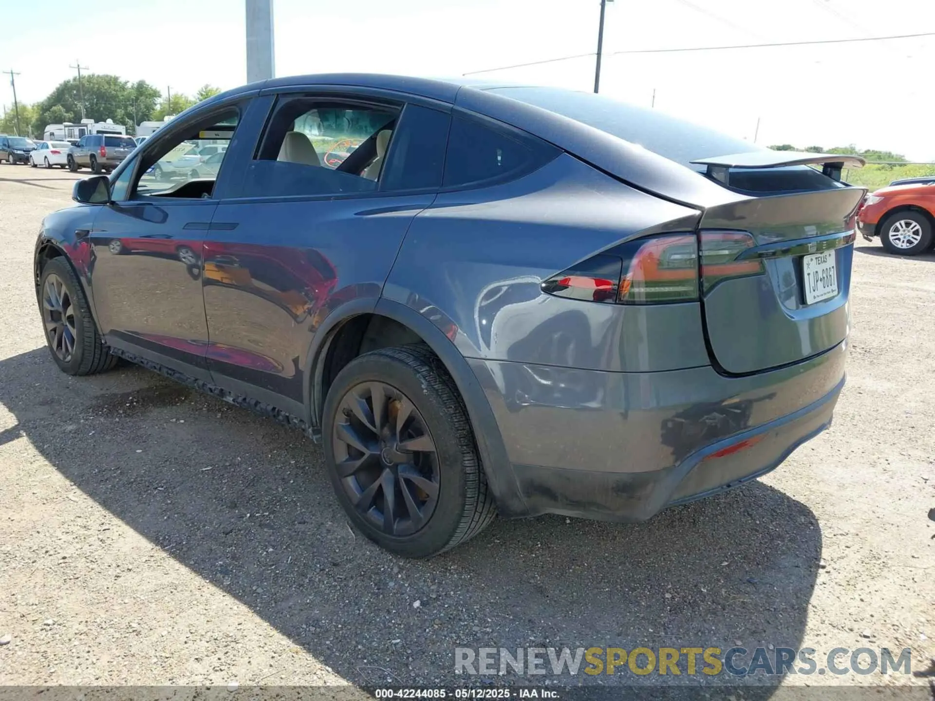 3 fotografías del automóvil dañado 7SAXCBE57PF384895 TESLA MODEL X 2023