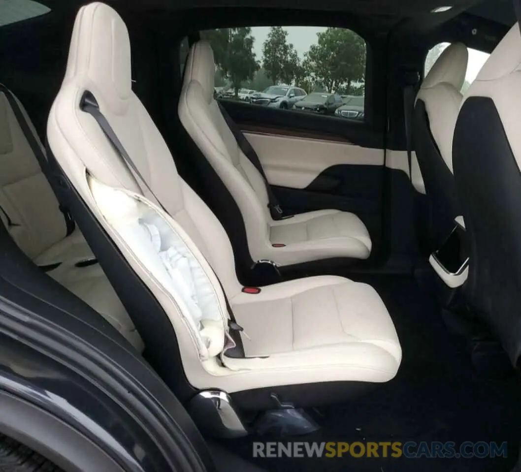 10 fotografías del automóvil dañado 7SAXCBE59PF423230 TESLA MODEL X 2023