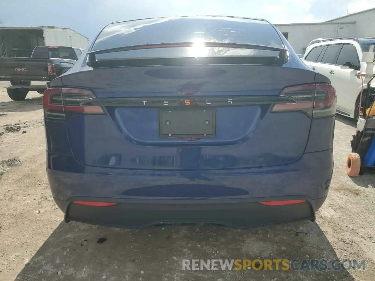 6 fotografías del automóvil dañado 7SAXCBE59PF427553 TESLA MODEL X 2023