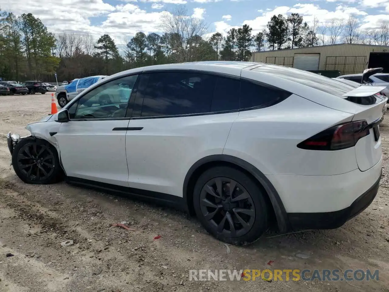 2 fotografías del automóvil dañado 7SAXCBE5XPF370425 TESLA MODEL X 2023