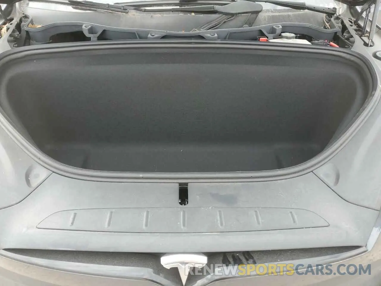 13 fotografías del automóvil dañado 7SAXCBE5XPF399262 TESLA MODEL X 2023