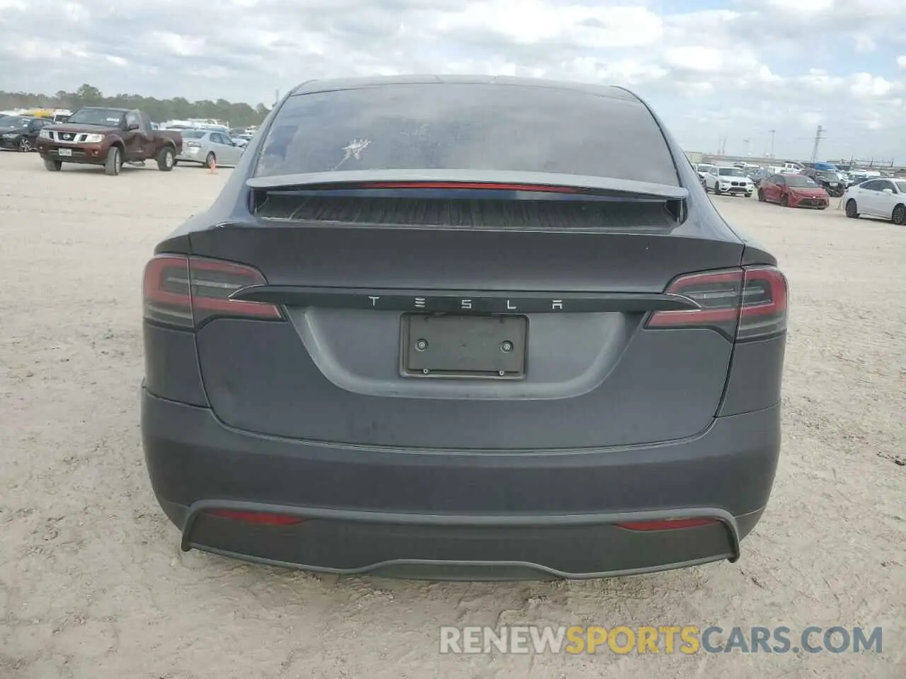 6 fotografías del automóvil dañado 7SAXCBE5XPF399262 TESLA MODEL X 2023