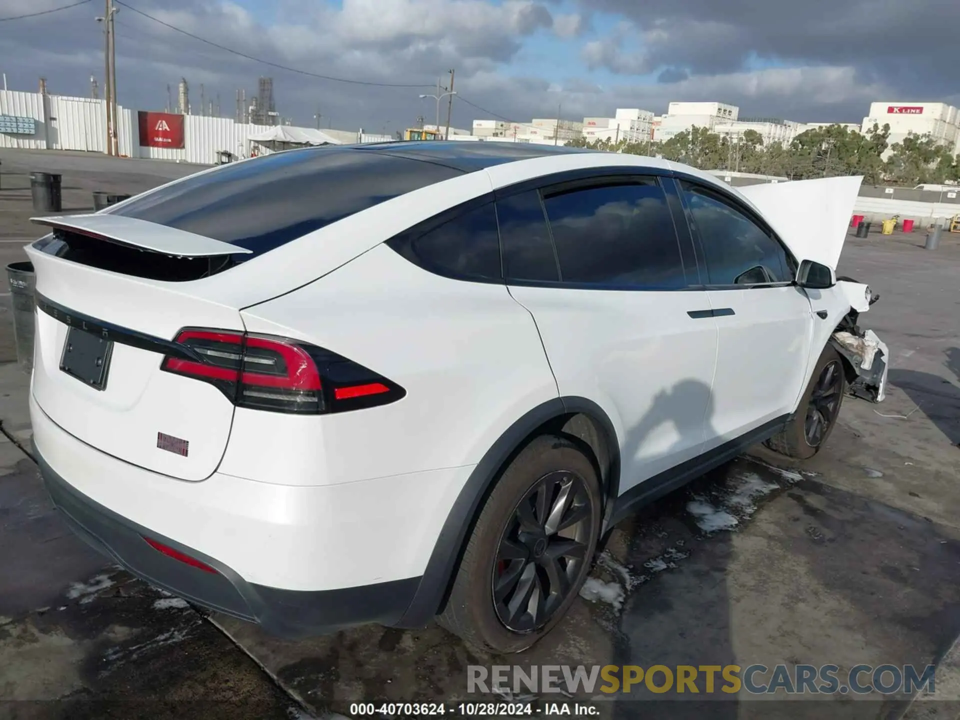 4 fotografías del automóvil dañado 7SAXCBE60PF397433 TESLA MODEL X 2023