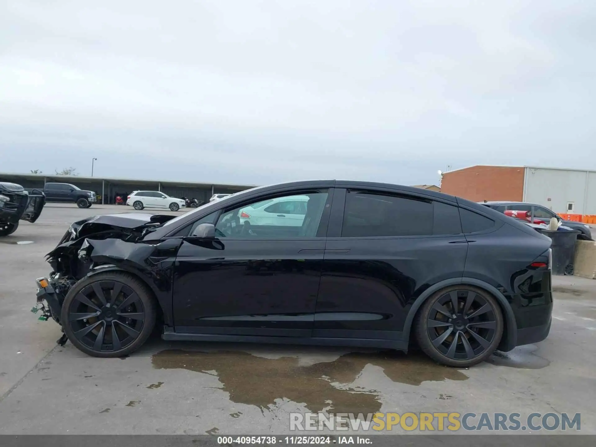 14 fotografías del automóvil dañado 7SAXCBE63PF376320 TESLA MODEL X 2023