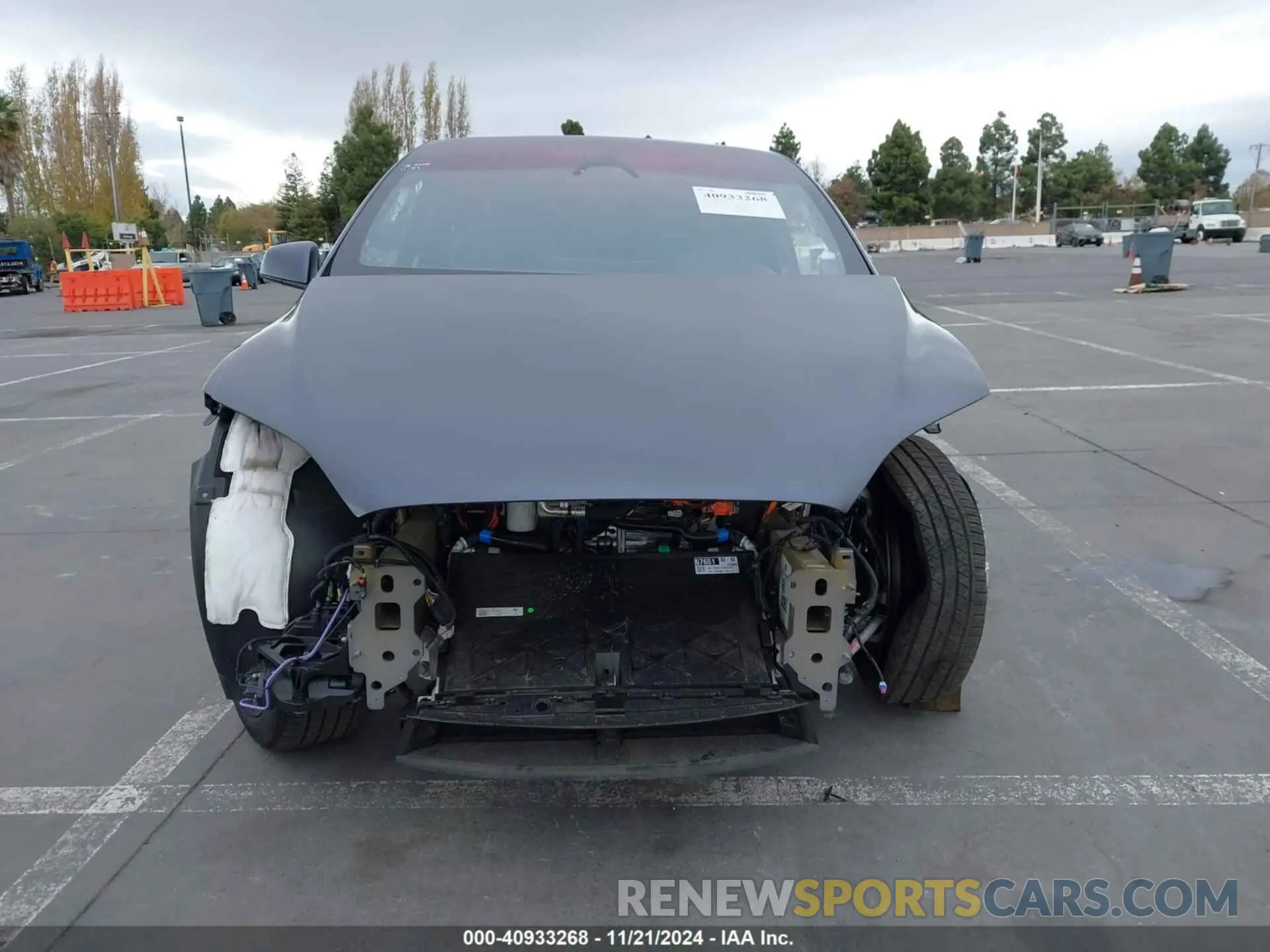 12 fotografías del automóvil dañado 7SAXCBE64PF402794 TESLA MODEL X 2023