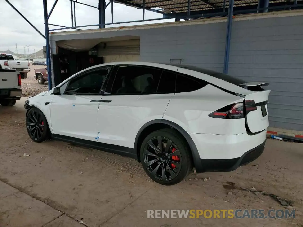 2 fotografías del automóvil dañado 7SAXCBE64PF405369 TESLA MODEL X 2023