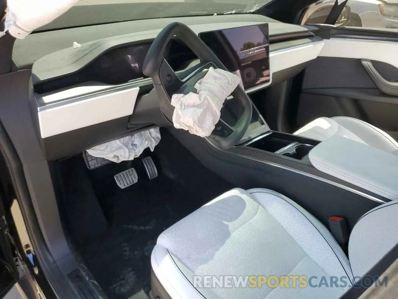 8 fotografías del automóvil dañado 7SAXCBE65PF376285 TESLA MODEL X 2023