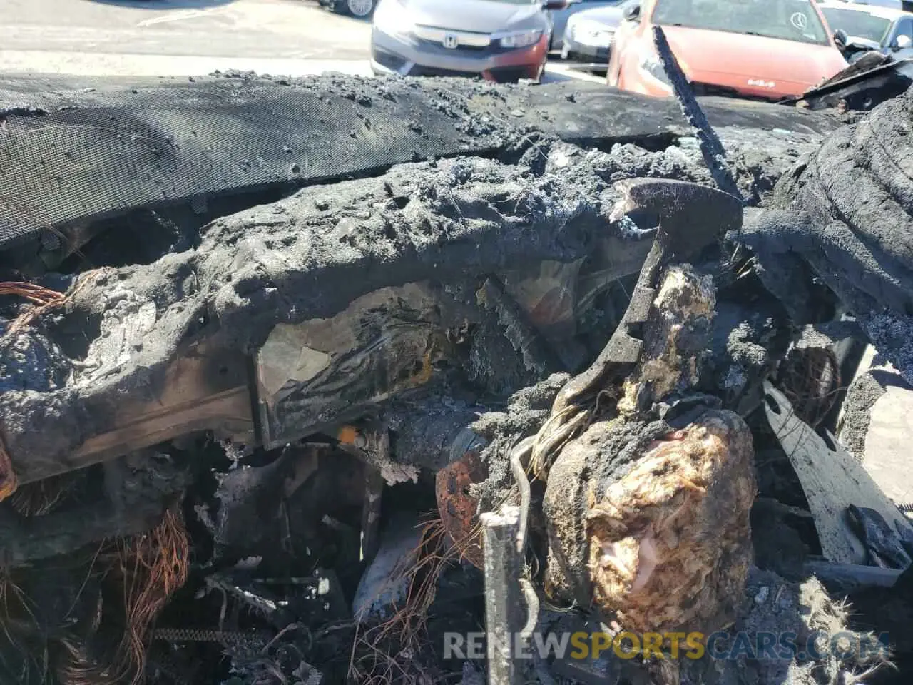 9 fotografías del automóvil dañado 7SAXCBE66PF431309 TESLA MODEL X 2023