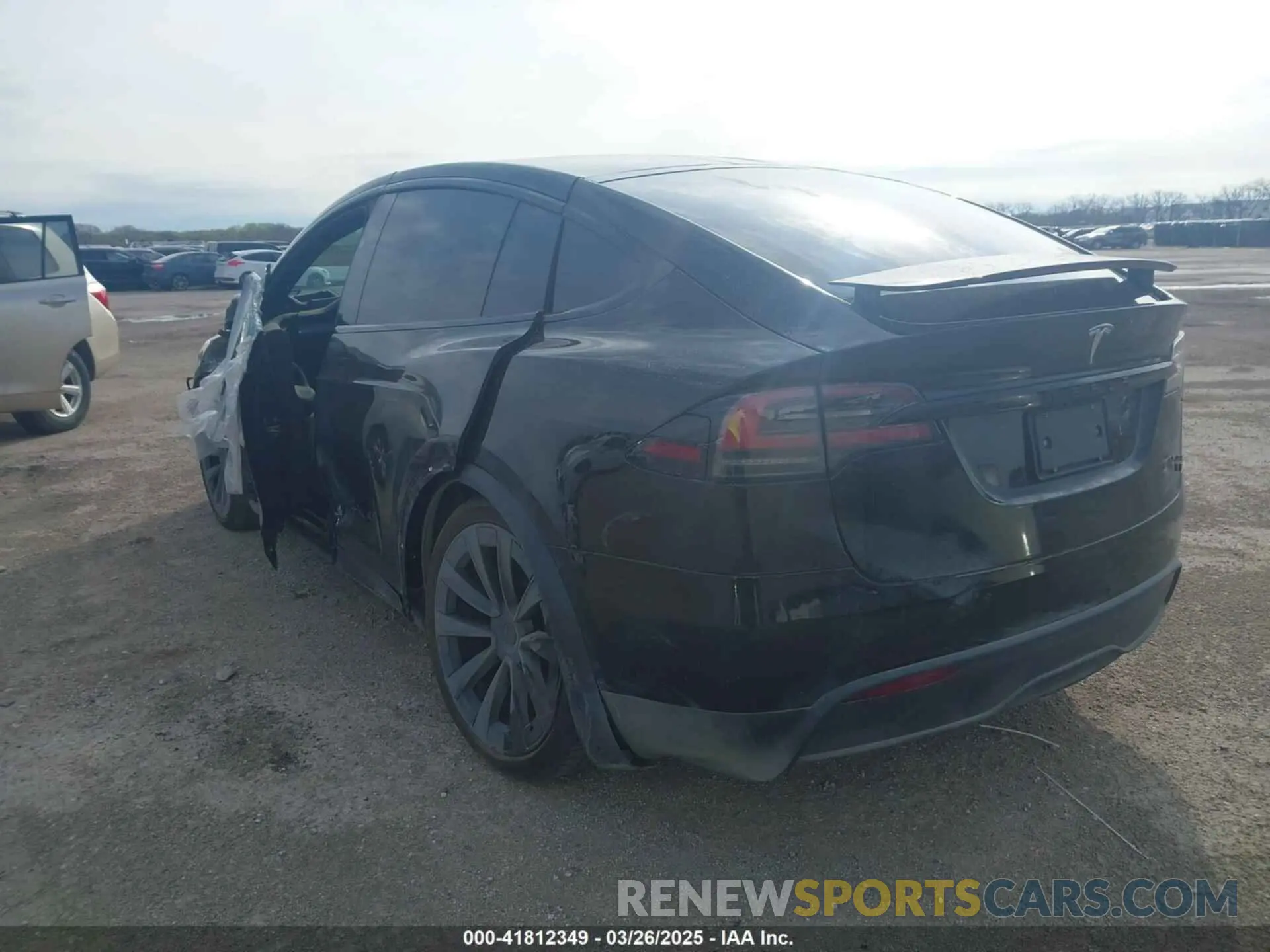3 fotografías del automóvil dañado 7SAXCBE68PF376183 TESLA MODEL X 2023