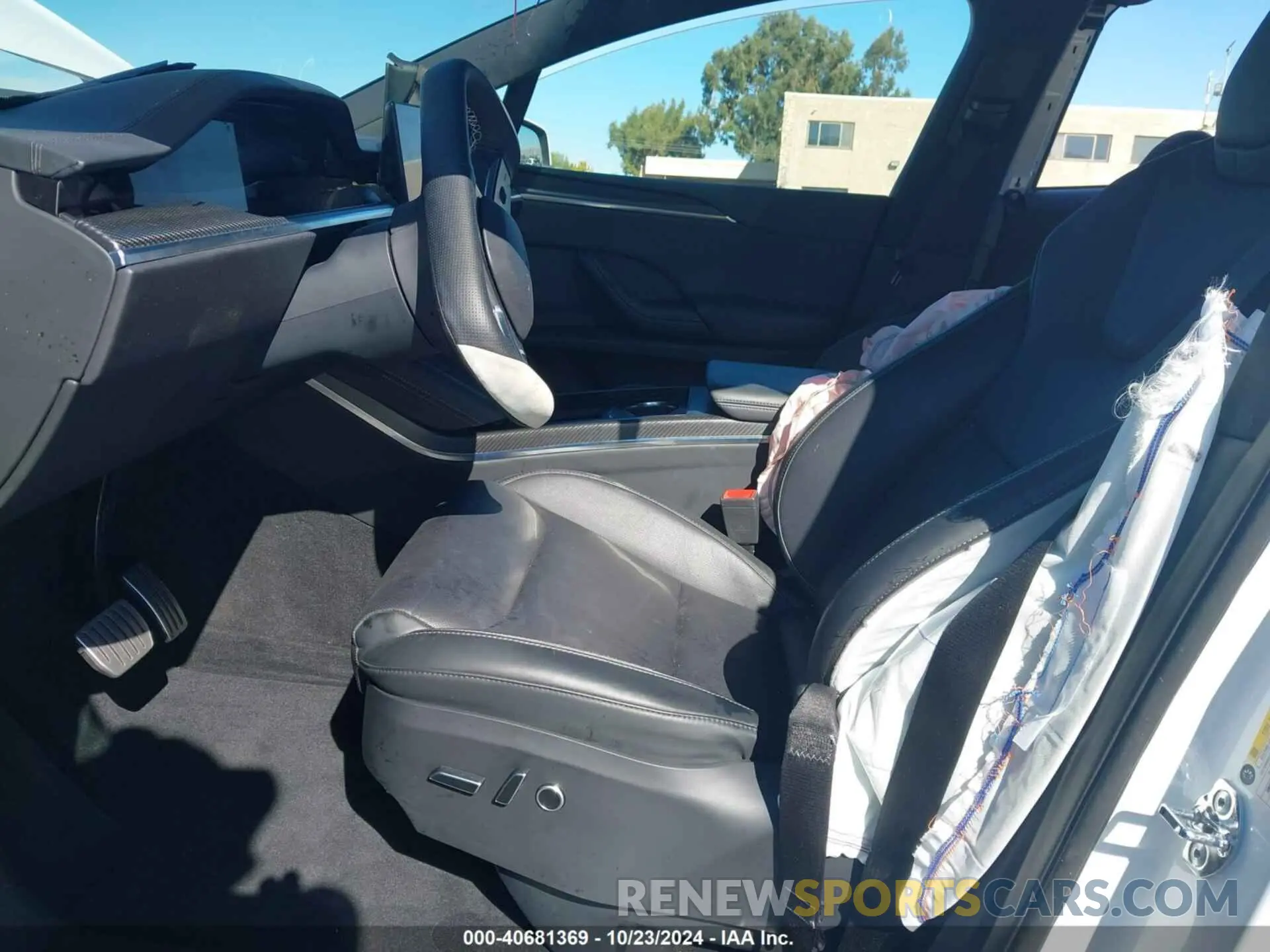 5 fotografías del automóvil dañado 7SAXCBE69PF410115 TESLA MODEL X 2023