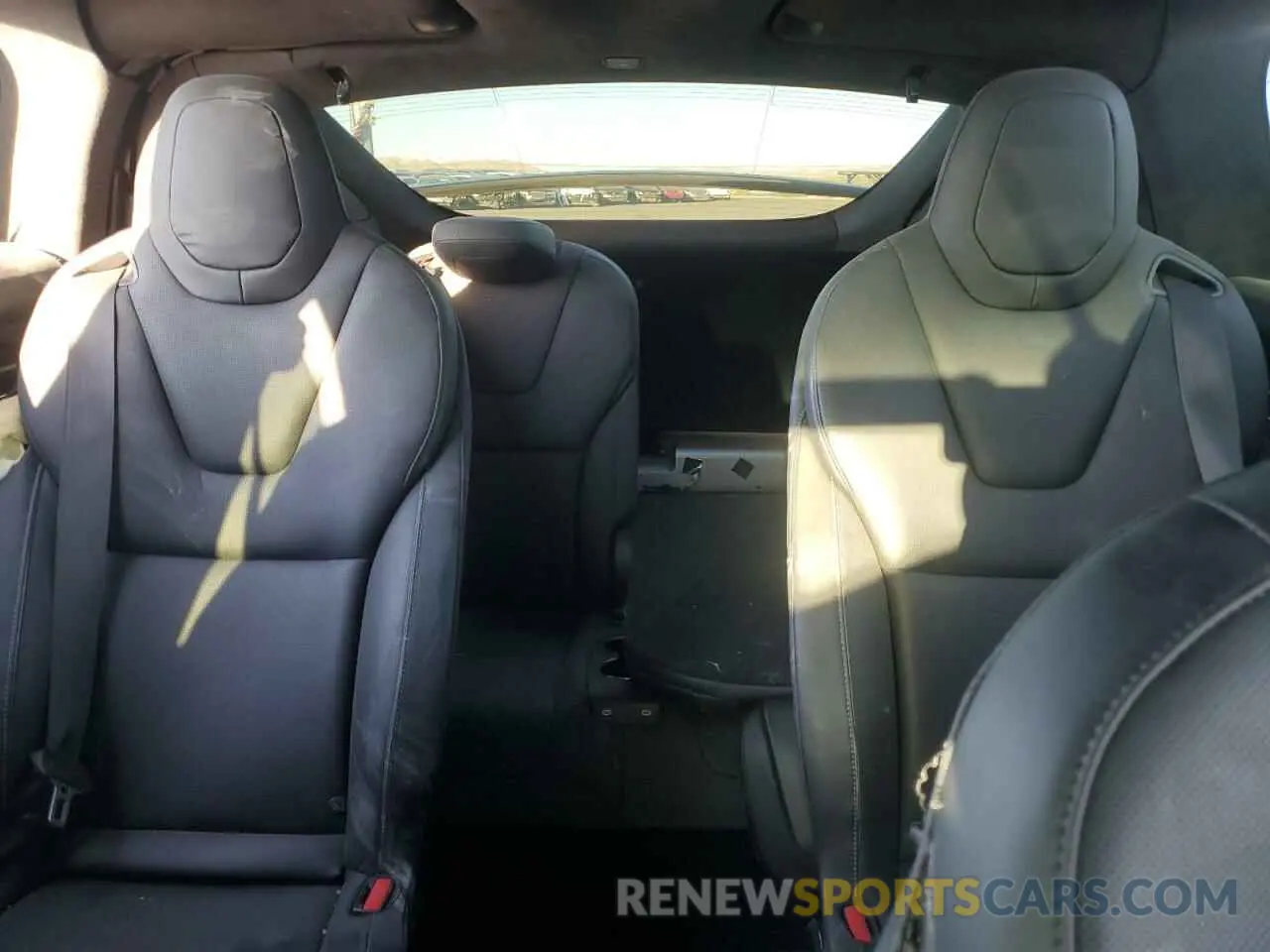 10 fotografías del automóvil dañado 7SAXCBE6XPF395804 TESLA MODEL X 2023
