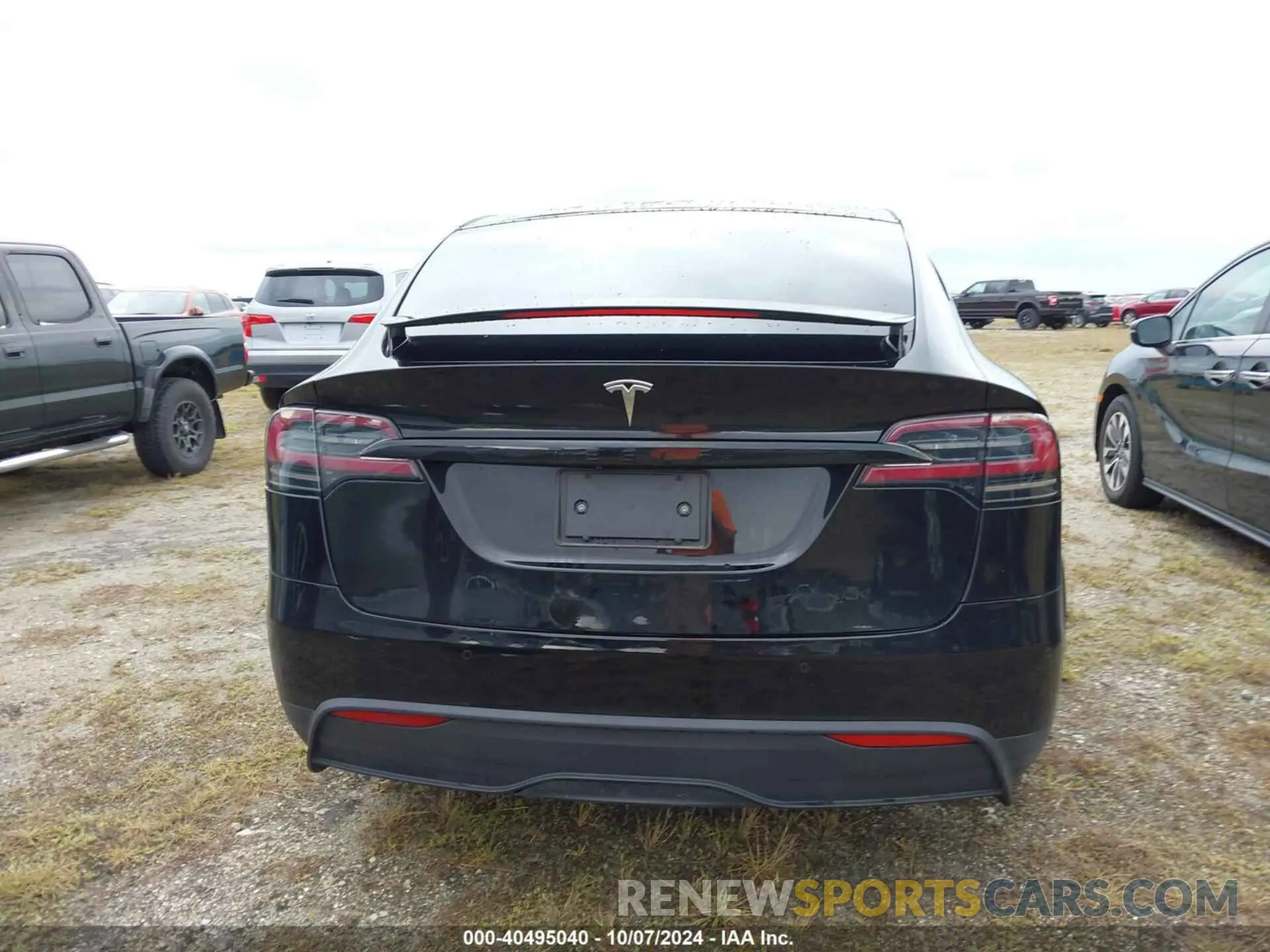 17 fotografías del automóvil dañado 7SAXCDE55PF365435 TESLA MODEL X 2023