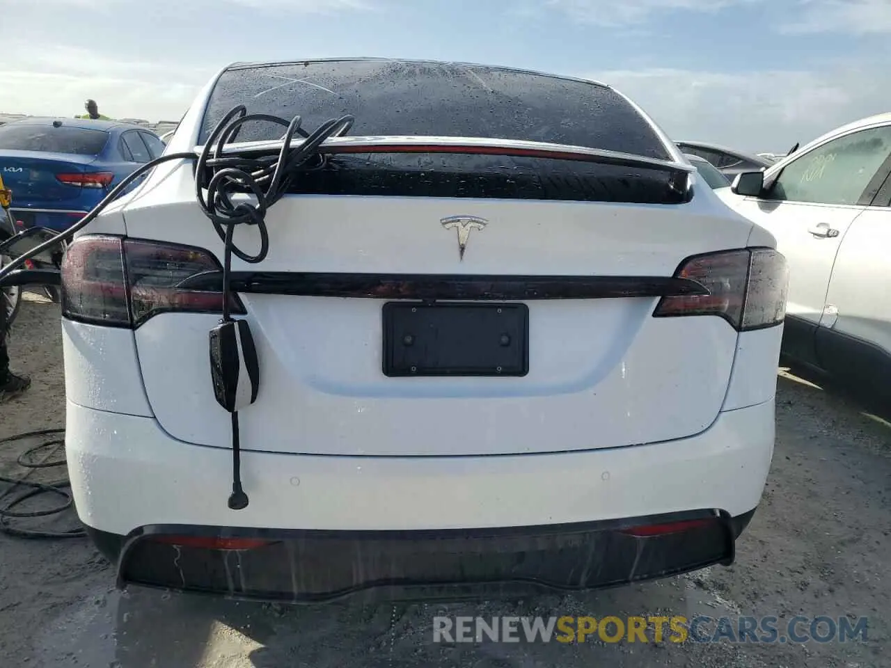 6 fotografías del automóvil dañado 7SAXCDE57PF366151 TESLA MODEL X 2023