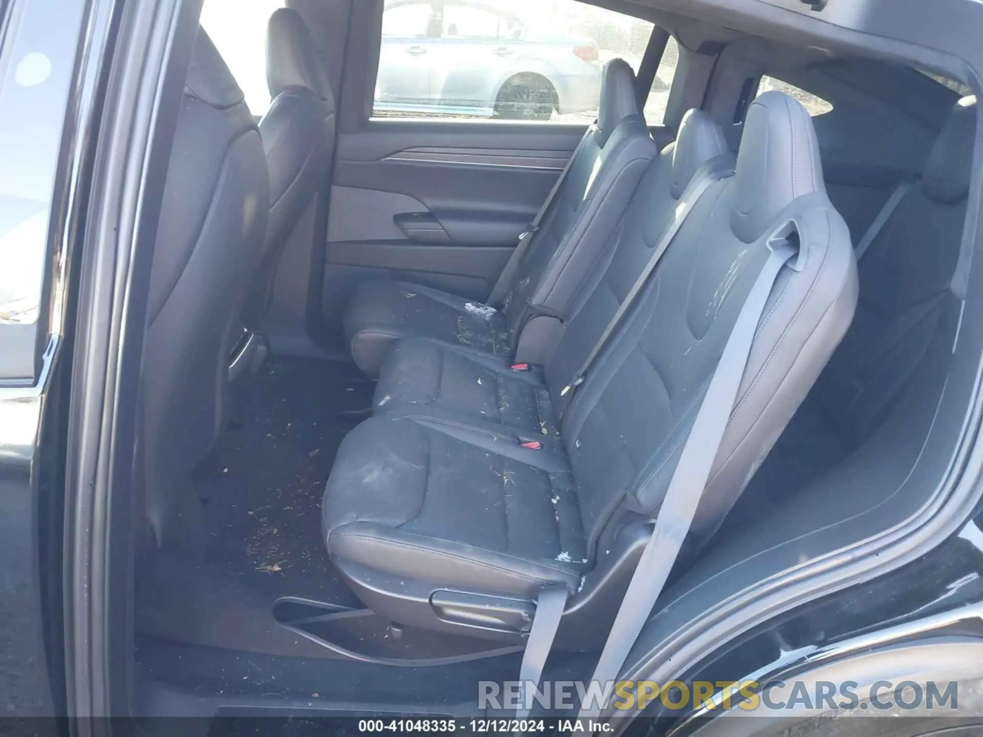 8 fotografías del automóvil dañado 7SAXCAE59RF458430 TESLA MODEL X 2024