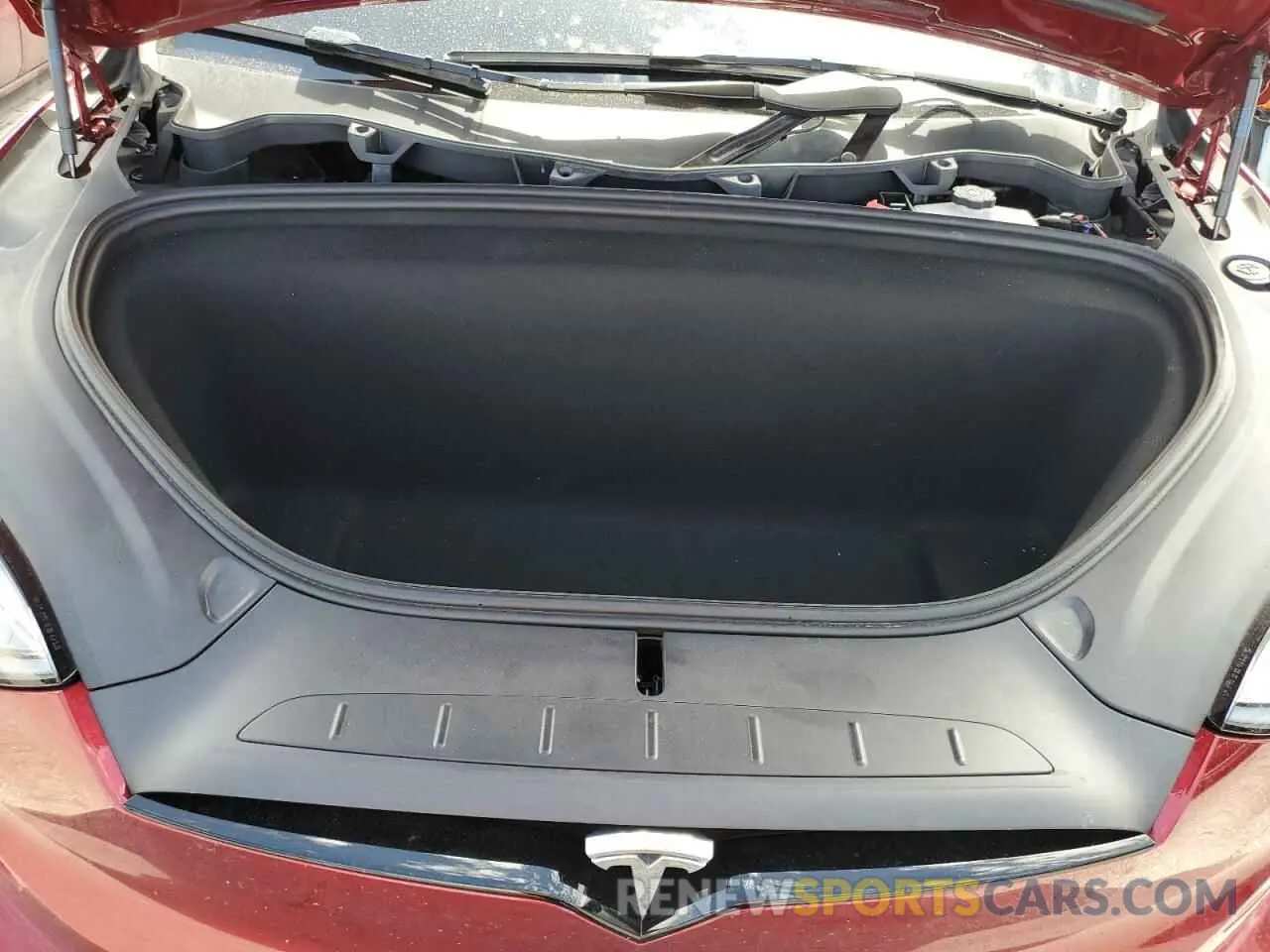 12 fotografías del automóvil dañado 7SAXCAE5XRF447002 TESLA MODEL X 2024