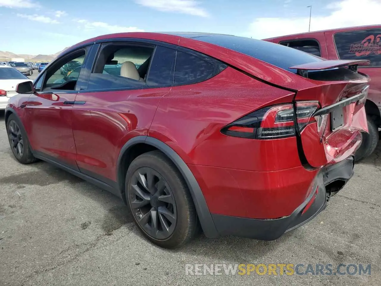 2 fotografías del automóvil dañado 7SAXCAE5XRF447002 TESLA MODEL X 2024