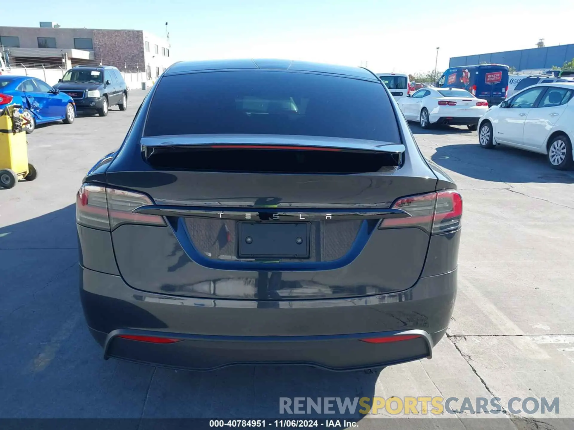 16 fotografías del automóvil dañado 7SAXCBE51RF457133 TESLA MODEL X 2024