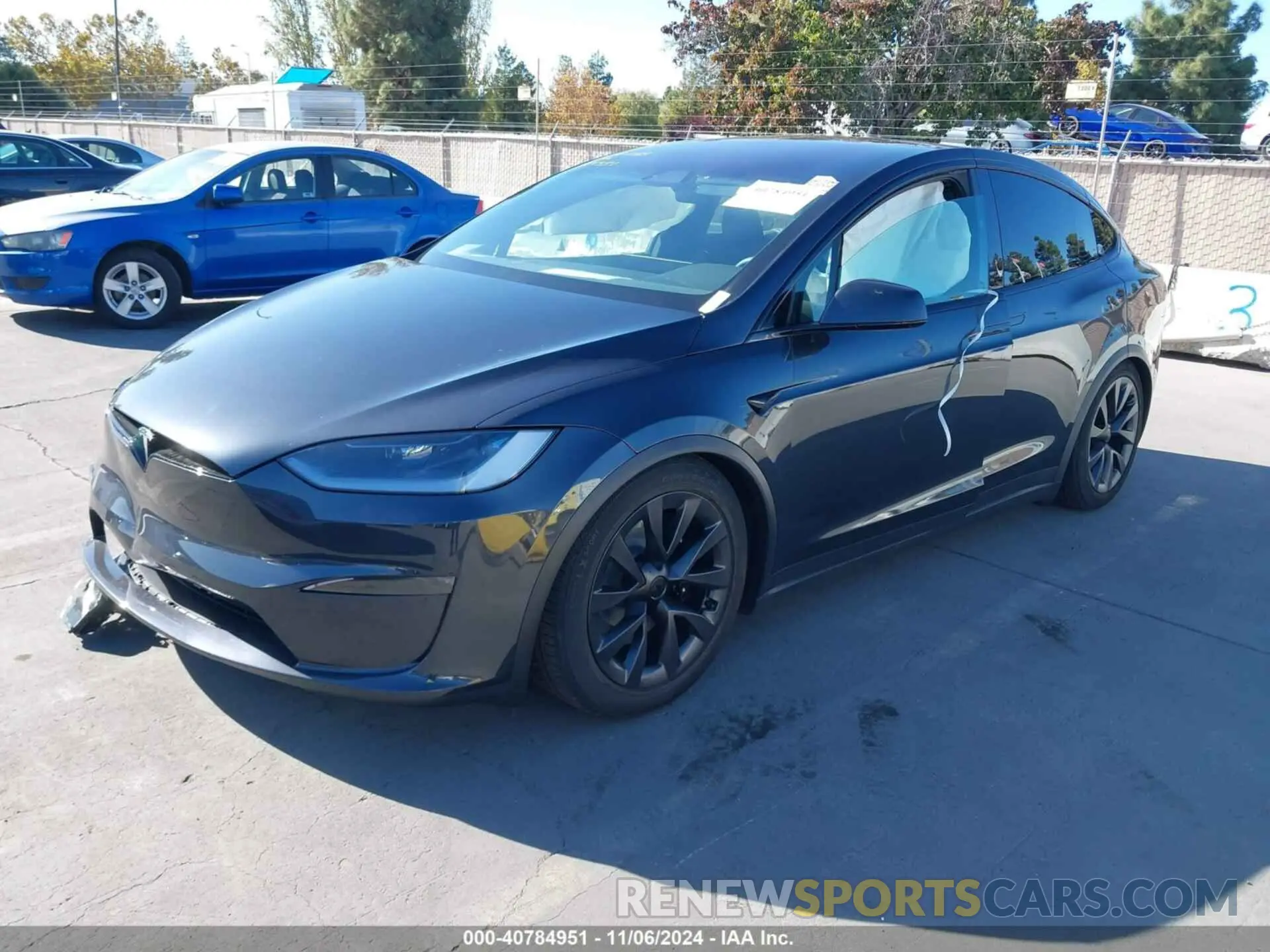 2 fotografías del automóvil dañado 7SAXCBE51RF457133 TESLA MODEL X 2024