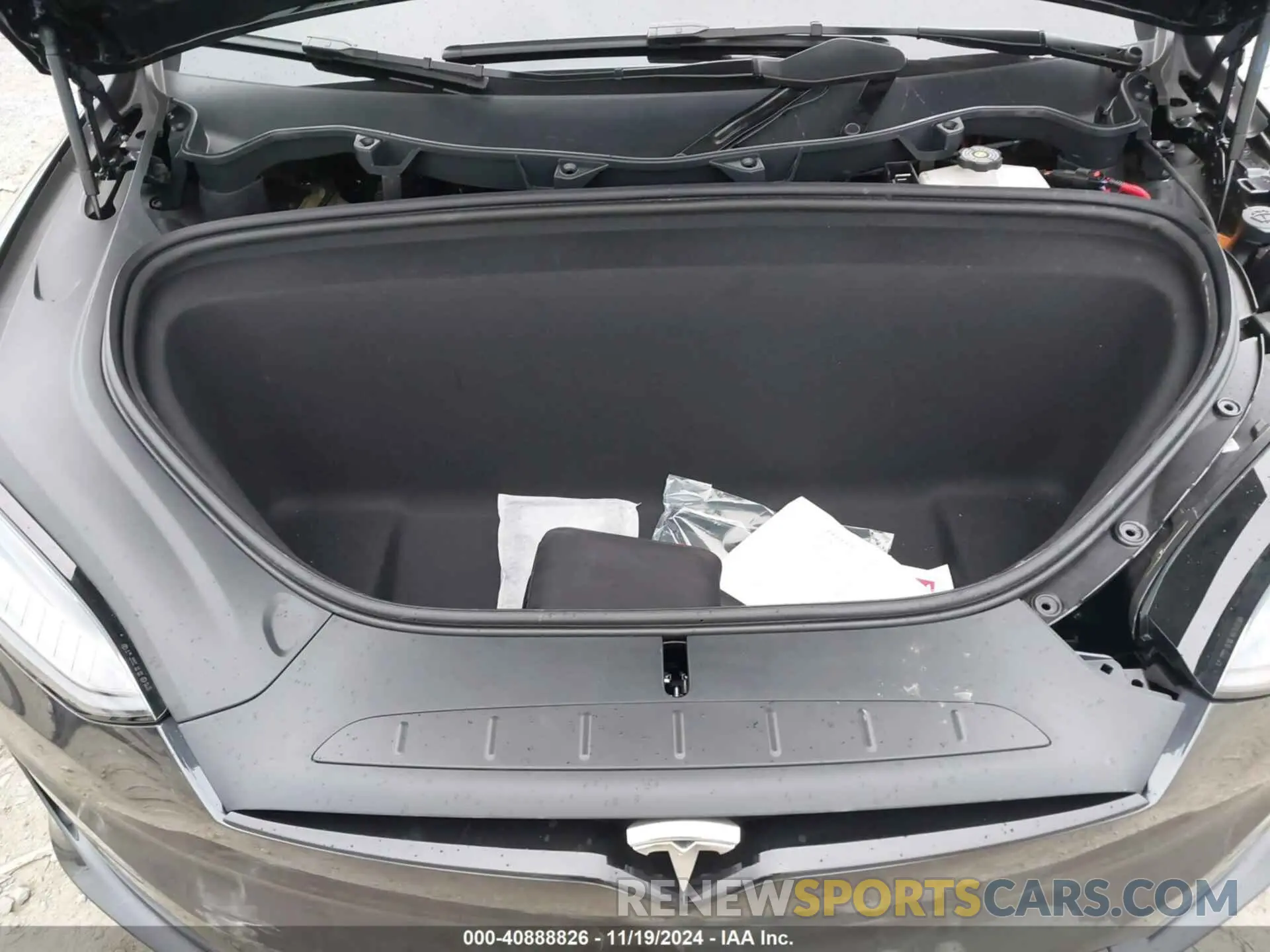 10 fotografías del automóvil dañado 7SAXCBE58RF459073 TESLA MODEL X 2024