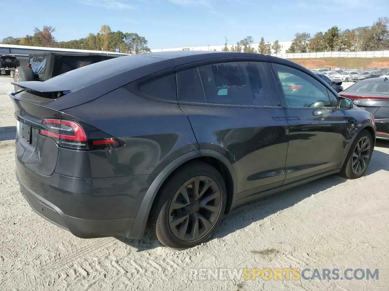 3 fotografías del automóvil dañado 7SAXCBE5XRF447328 TESLA MODEL X 2024