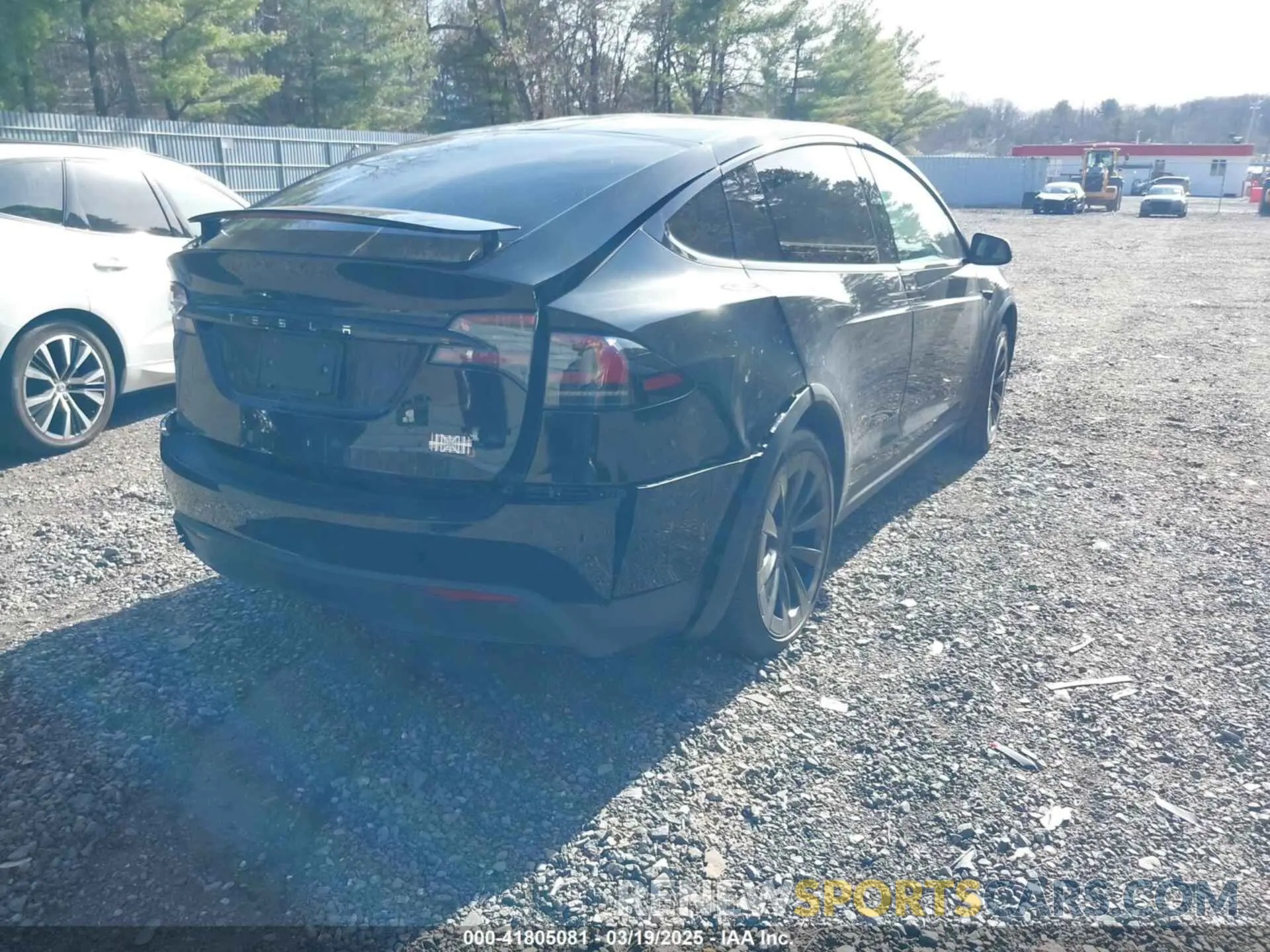 4 fotografías del automóvil dañado 7SAXCBE60RF447492 TESLA MODEL X 2024