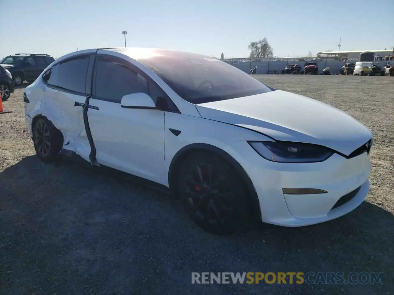 4 fotografías del automóvil dañado 7SAXCBE65RF437640 TESLA MODEL X 2024