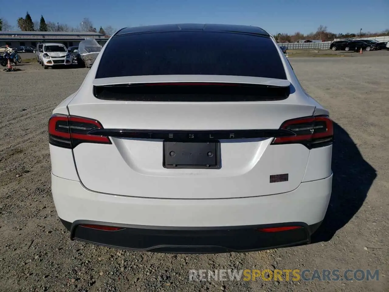 6 fotografías del automóvil dañado 7SAXCBE65RF437640 TESLA MODEL X 2024