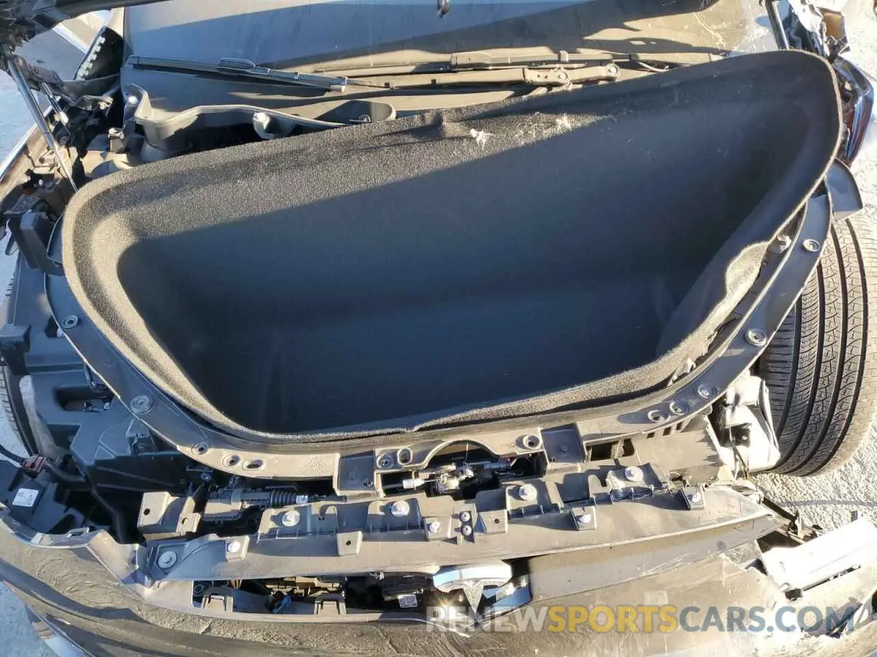 12 fotografías del automóvil dañado 7SAXCDE50RF455384 TESLA MODEL X 2024