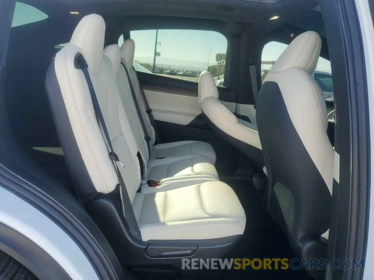 11 fotografías del automóvil dañado 7SAXCDE51RF455569 TESLA MODEL X 2024