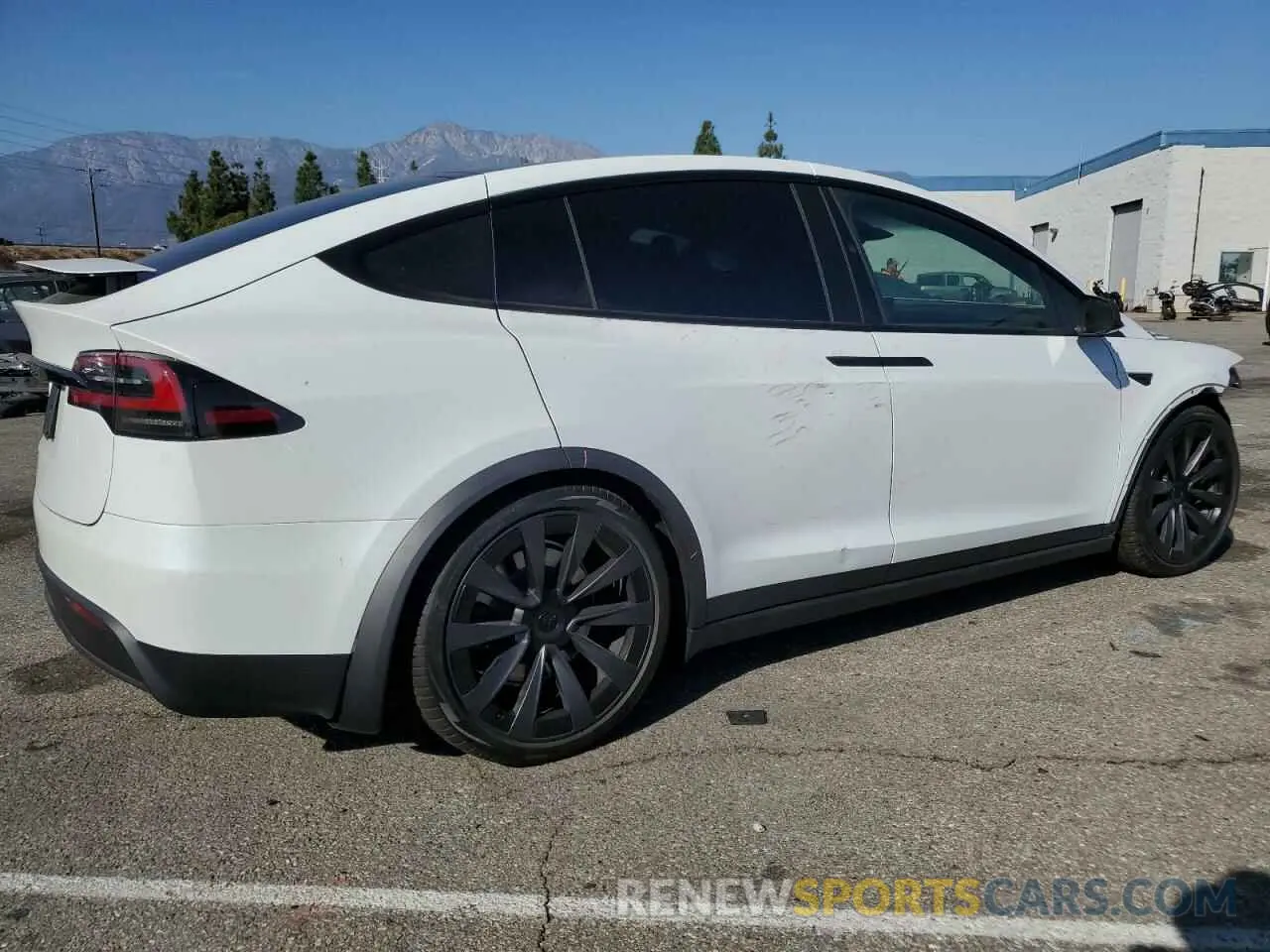 3 fotografías del automóvil dañado 7SAXCDE54RF458689 TESLA MODEL X 2024