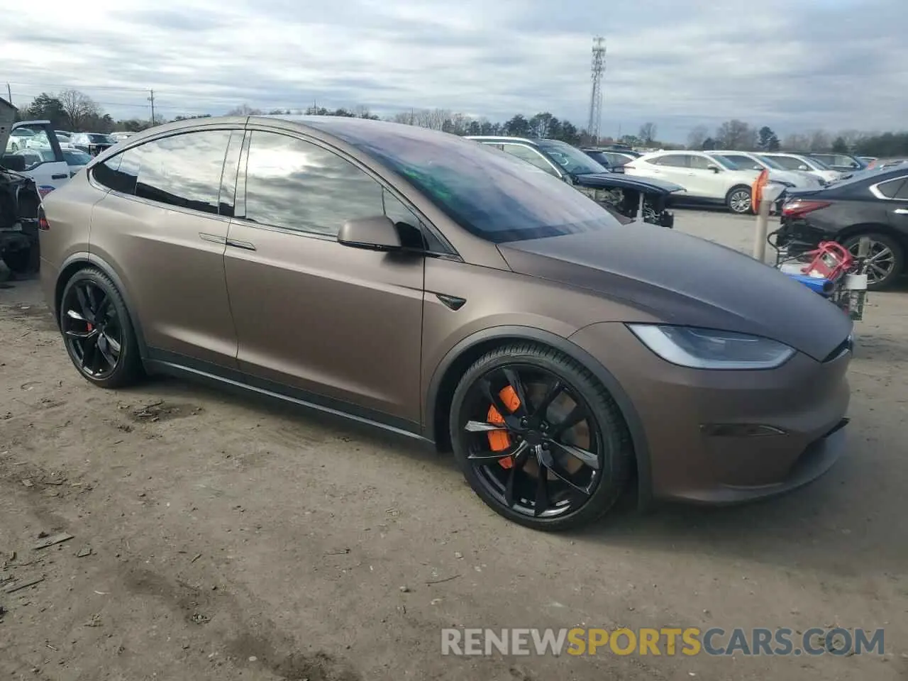 4 fotografías del automóvil dañado 7SAXCDE55RF446289 TESLA MODEL X 2024