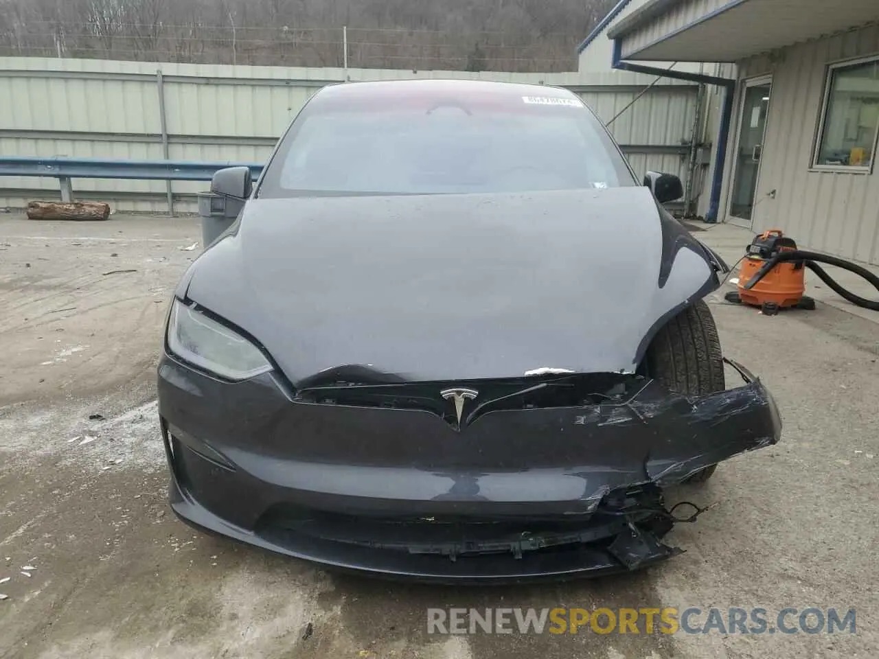 5 fotografías del automóvil dañado 7SAXCDE55RF449676 TESLA MODEL X 2024