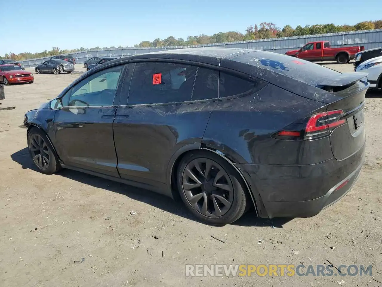 2 fotografías del automóvil dañado 7SAXCDE57RF442048 TESLA MODEL X 2024