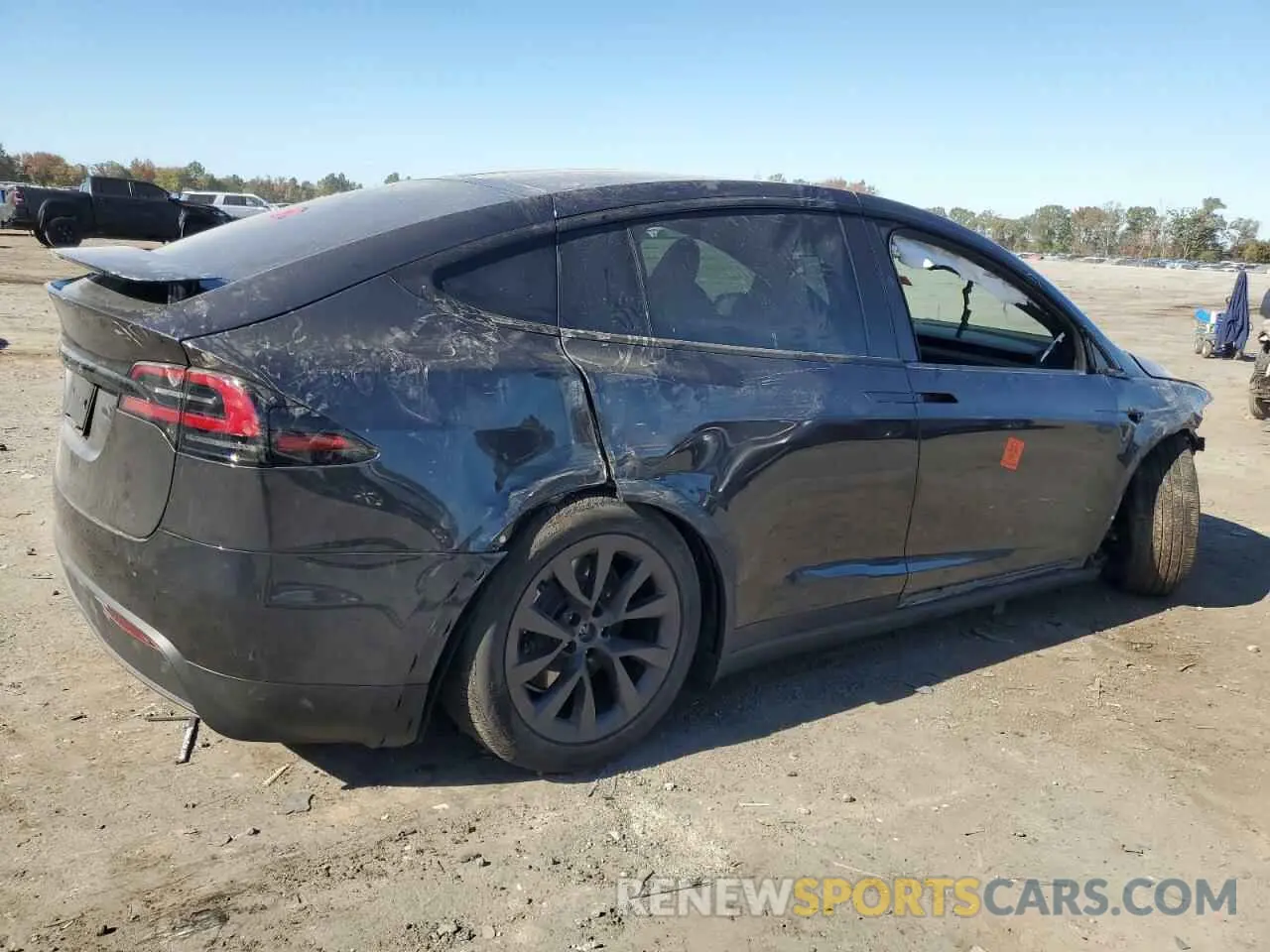 3 fotografías del automóvil dañado 7SAXCDE57RF442048 TESLA MODEL X 2024