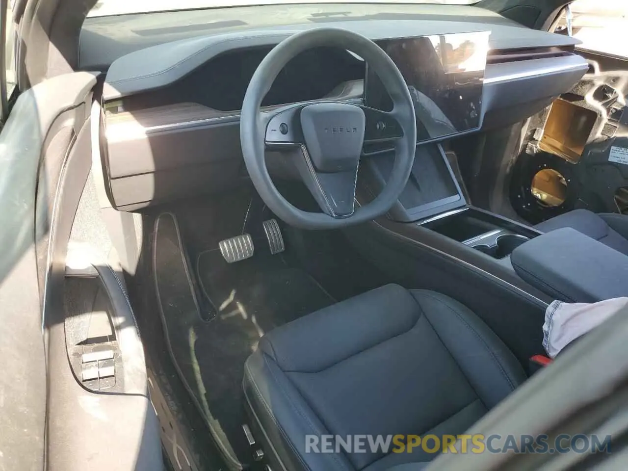 8 fotografías del automóvil dañado 7SAXCDE57RF442048 TESLA MODEL X 2024