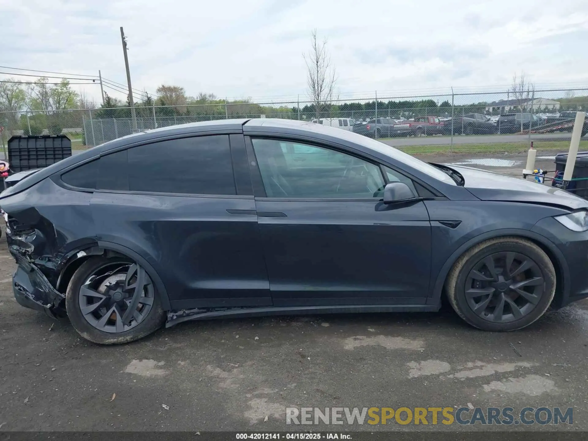 13 fotografías del automóvil dañado 7SAXCDE57RF445547 TESLA MODEL X 2024