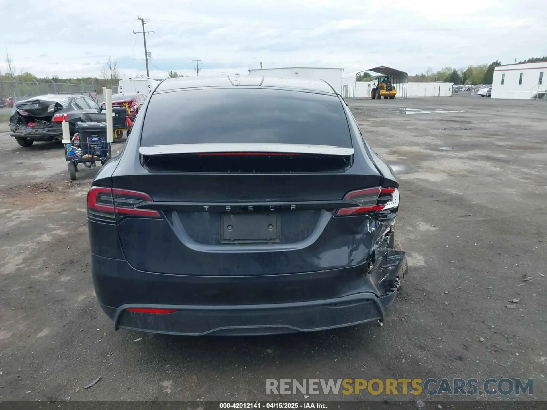 16 fotografías del automóvil dañado 7SAXCDE57RF445547 TESLA MODEL X 2024