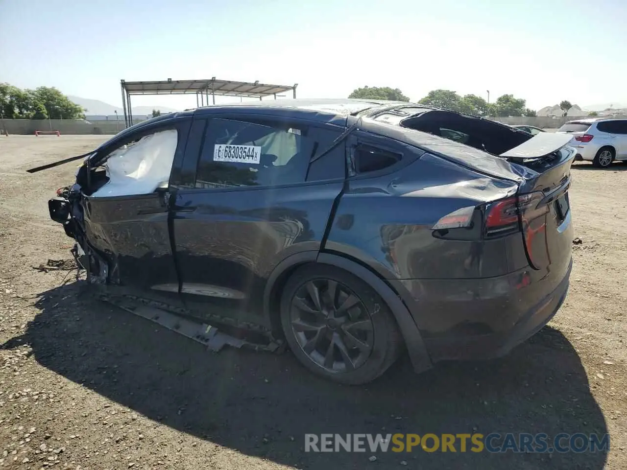 2 fotografías del automóvil dañado 7SAXCDE58RF444701 TESLA MODEL X 2024