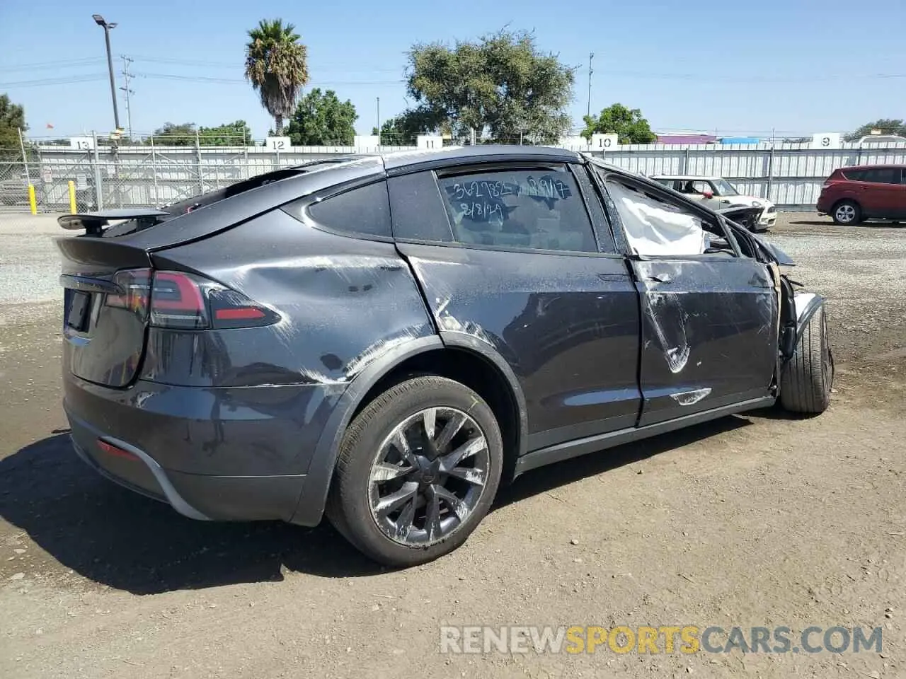 3 fotografías del automóvil dañado 7SAXCDE58RF444701 TESLA MODEL X 2024