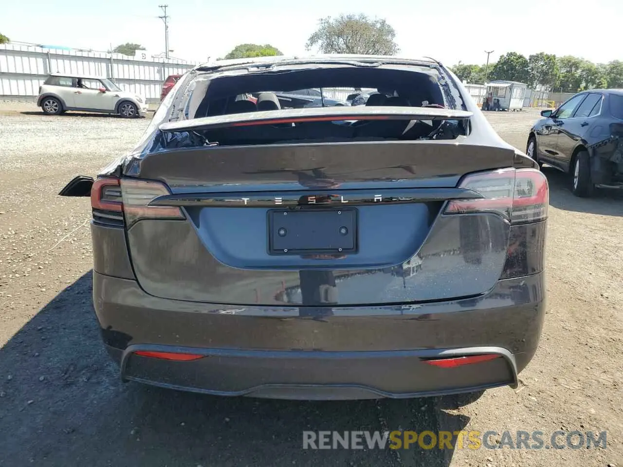 6 fotografías del automóvil dañado 7SAXCDE58RF444701 TESLA MODEL X 2024