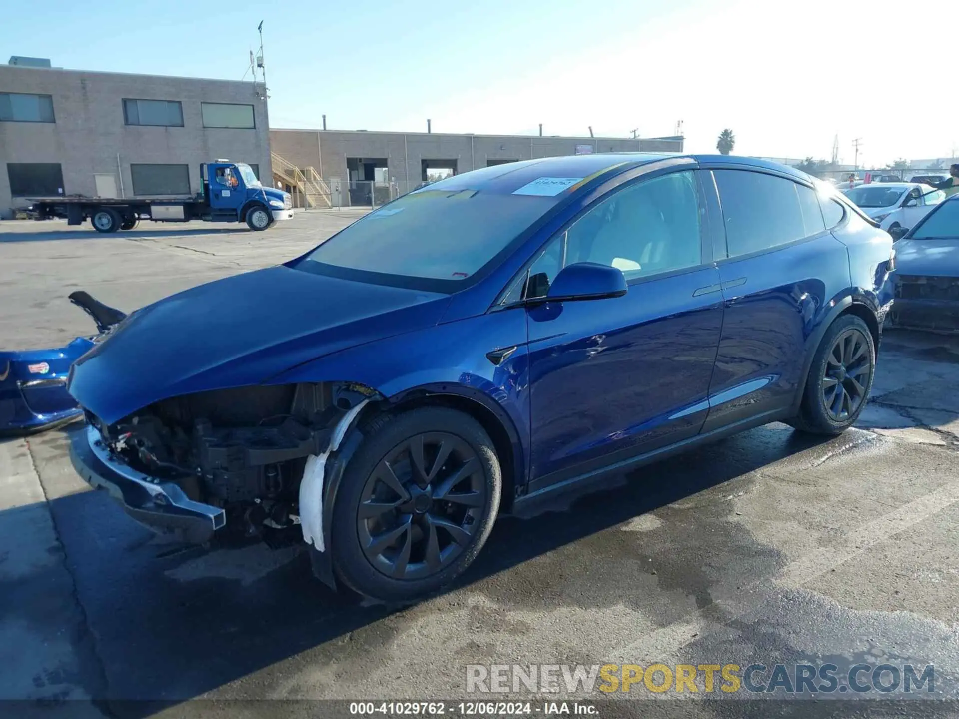 2 fotografías del automóvil dañado 7SAXCDE5XRF443761 TESLA MODEL X 2024