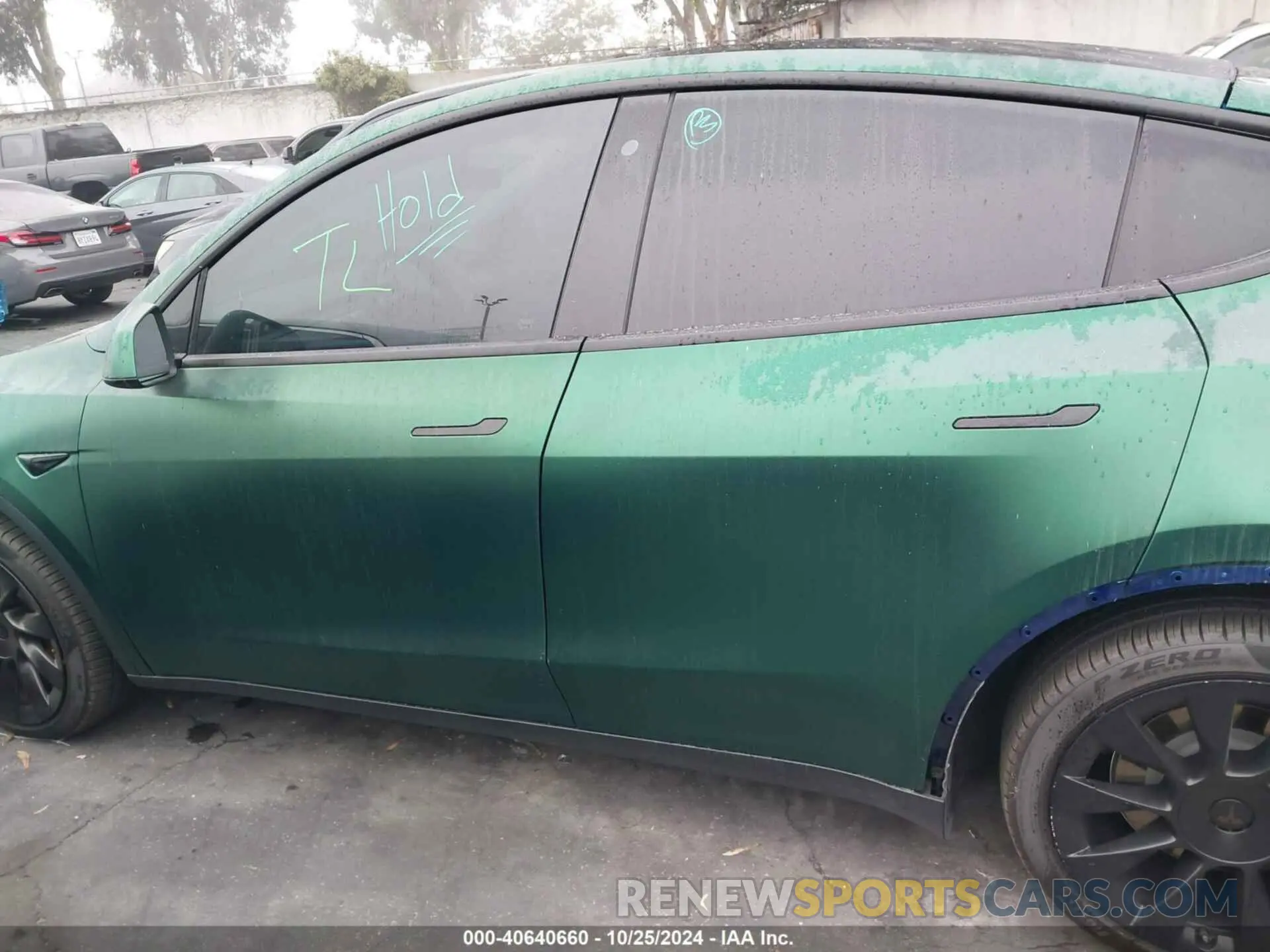 13 fotografías del automóvil dañado 5YJYGDEE0LF027263 TESLA MODEL Y 2020