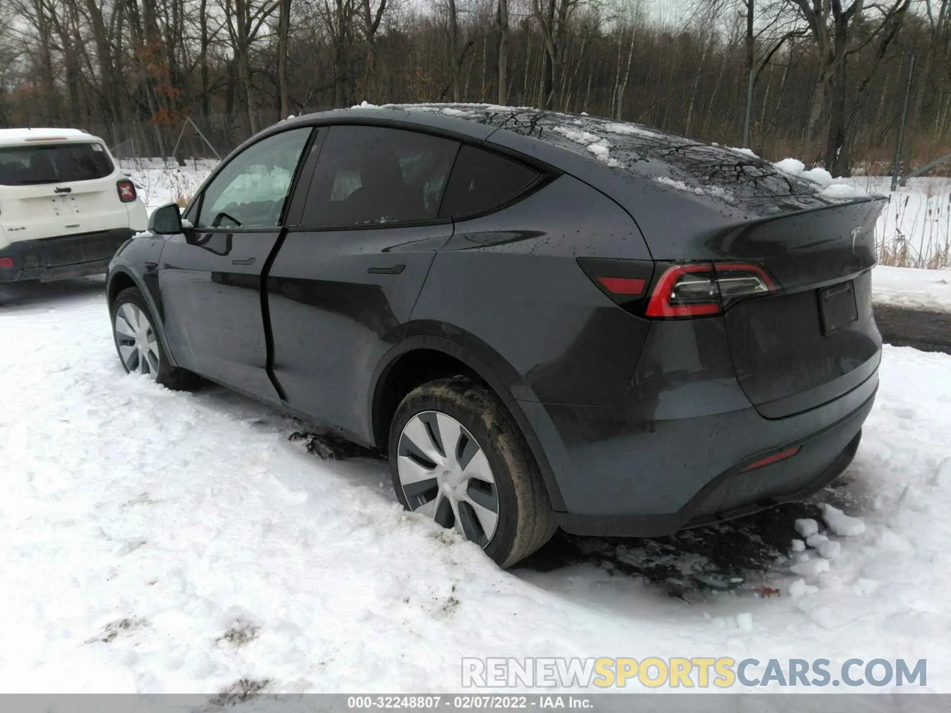 3 fotografías del automóvil dañado 5YJYGDEE0LF048002 TESLA MODEL Y 2020